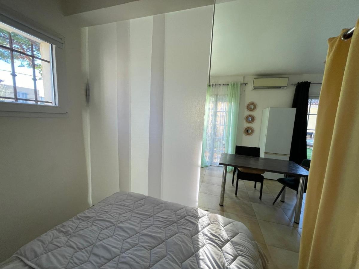 Location Studio De Charme Antibes Kültér fotó